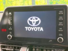 【８インチ　ディスプレイオーディオ】大画面のディスプレイはＡｐｐｌｅＣａｒＰｌａｙやＡｎｄｒｏｉｄＡｕｔｏが利用可能。大きな画面でスマホナビアプリ等が利用いただけます♪ 4