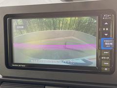 【バックカメラ】駐車時に後方がリアルタイム映像で確認できます。大型商業施設や立体駐車場での駐車時や、夜間のバック時に大活躍！運転スキルに関わらず、今や必須となった装備のひとつです！ 7