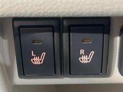 【シートヒーター】寒い日に重宝するシートヒーター！エアコンより早く温まってくれるので寒がりの人も安心ですね♪エアコンの温風は乾燥するから苦手、という方にもをおすすめです。 5
