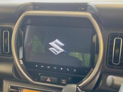 【メーカー純正ナビ】インテリアに溶け込むスタイリッシュな「専用設計」メーカーナビを装備♪視認性や操作性など基本性能にも優れ、より上質なカーライフをお楽しみいただけます。 4
