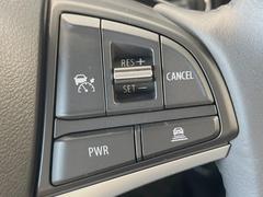 【アダプティブクルーズコントロール】高速道路での長距離走行が楽に！！自動で速度を保つクルーズコントロールが、衝突軽減システムと連携し、前方の車両を感知して車間を保つように速度調節してくれます！！ 6