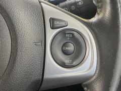 【クルーズコントロール】高速道路もラクラク走行。アクセルを離しても一定速度で走行ができ、長距離運転時の負担を軽減！加速・減速も簡単なスイッチ操作で調整できます。 7
