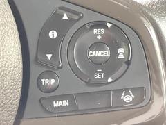 �ڥ����ץƥ��֥��롼������ȥ�����۹�®ƻϩ�Ǥ�Ĺ��Υ���Ԥ��ڤˡ�����ư��®�٤��ݤĥ��롼������ȥ����뤬�����ͷڸ������ƥ��Ϣ�Ȥ��������μ�ξ���Τ��Ƽִ֤��ݤĤ褦��®��Ĵ�ᤷ�Ƥ���ޤ����� 6