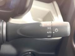 �ڥ����ȥ饤�ȡۼ�������뤵�˱����Ƽ�ư�ǥإåɥ饤�Ȥ��������������Ǥ��뵡ǽ�Ǥ����饤�Ȥ��դ�˺�졦�ä�˺��ʤɤ�̵���ʤꡢ��������ͼ�������Ԥ�¿����ȥ�ͥ��̲���������Ǥ��� 5