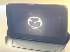 【メーカー純正ナビ】インテリアに溶け込むスタイリッシュな「専用設計」メーカーナビを装備♪視認性や操作性など基本性能にも優れ、より上質なカーライフをお楽しみいただけます。 3