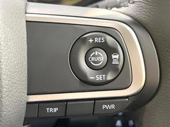 �ڥ����ץƥ��֥��롼������ȥ�����۹�®ƻϩ�Ǥ�Ĺ��Υ���Ԥ��ڤˡ�����ư��®�٤��ݤĥ��롼������ȥ����뤬�����ͷڸ������ƥ��Ϣ�Ȥ��������μ�ξ���Τ��Ƽִ֤��ݤĤ褦��®��Ĵ�ᤷ�Ƥ���ޤ����� 5