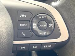 �ڥ졼�������롼������ȥ�����۹�®ƻϩ�Ǥ�Ĺ��Υ���Ԥ��ڤˡ�����ư��®�٤��ݤĥ��롼������ȥ����뤬�����ͷڸ������ƥ��Ϣ�Ȥ��������μ�ξ���Τ��Ƽִ֤��ݤĤ褦��®��Ĵ�ᤷ�Ƥ���ޤ����� 5