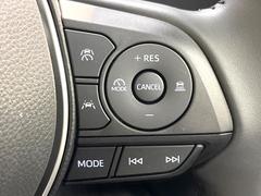 �ڥ졼�������롼������ȥ�����۹�®ƻϩ�Ǥ�Ĺ��Υ���Ԥ��ڤˡ�����ư��®�٤��ݤĥ��롼������ȥ����뤬�����ͷڸ������ƥ��Ϣ�Ȥ��������μ�ξ���Τ��Ƽִ֤��ݤĤ褦��®��Ĵ�ᤷ�Ƥ���ޤ����� 5