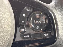 �ڥ����ץƥ��֥��롼������ȥ�����۹�®ƻϩ�Ǥ�Ĺ��Υ���Ԥ��ڤˡ�����ư��®�٤��ݤĥ��롼������ȥ����뤬�����ͷڸ������ƥ��Ϣ�Ȥ��������μ�ξ���Τ��Ƽִ֤��ݤĤ褦��®��Ĵ�ᤷ�Ƥ���ޤ����� 6