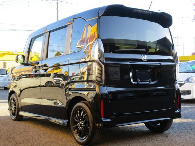 N-BOXカスタム L スタイル+ブラック 純正8インチSDナビ バックカメラ オートクルーズ 両側自動スライド スマートキー(4枚目)