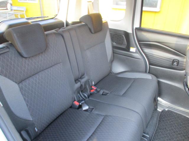 ソリオバンディット ハイブリッドＭＶ　純正ＳＤナビ　全方位カメラ　ＥＴＣ　フルセグ　両側自動スライド（12枚目）