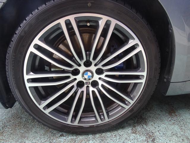 ５シリーズ ５３０ｅ　Ｍスポーツアイパフォーマンス　純正１９インチＡＷ　プラグインハイブリッド　黒革シート　全席シートヒーター　電動リアゲート　ドラレコ　ＥＴＣ（26枚目）