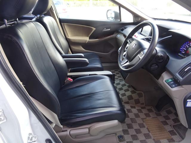 オデッセイ Mエアロパッケージ TEIN車高調/ストラーダカーナビ/フルセグ/バックカメラ/ETC/ドラレコ前後/リアスポイラー/スマートキー×2(17枚目)