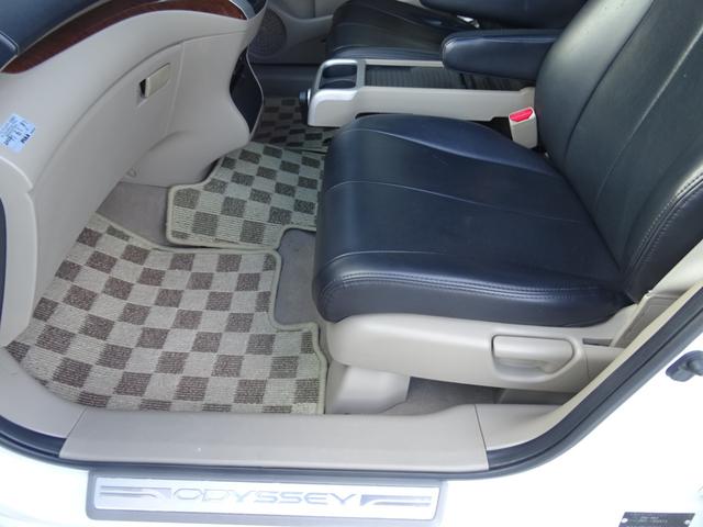 オデッセイ Mエアロパッケージ TEIN車高調/ストラーダカーナビ/フルセグ/バックカメラ/ETC/ドラレコ前後/リアスポイラー/スマートキー×2(31枚目)