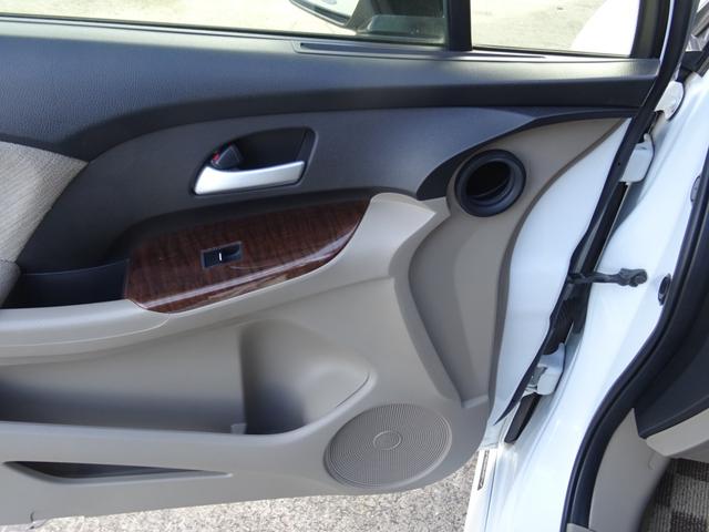 オデッセイ Mエアロパッケージ TEIN車高調/ストラーダカーナビ/フルセグ/バックカメラ/ETC/ドラレコ前後/リアスポイラー/スマートキー×2(43枚目)