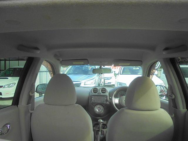 マーチ ボレロ　純正ナビ　フルセグ　バックモニター　ＥＴＣ　アイドリングストップ　インテリキー　プッシュスタート　純正アルミ　寒冷地仕様　盗難防止システム　衝突安全ボディ　エアバッグ　エアコン　パワーステアリング（12枚目）