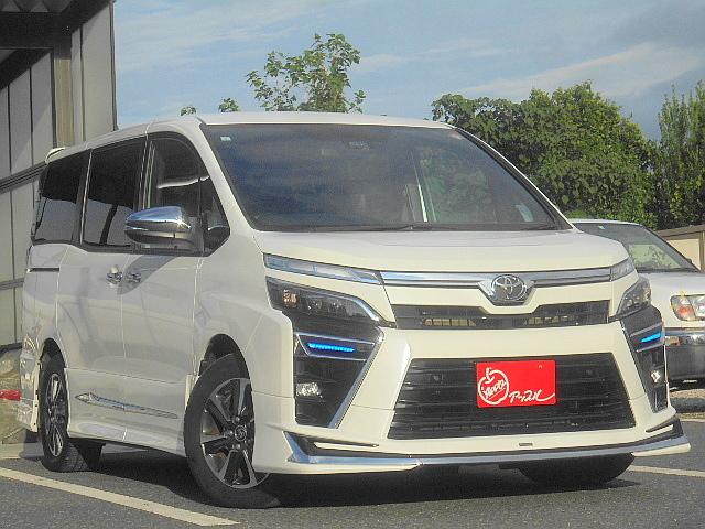 ヴォクシー ＺＳ　煌ＩＩＩ　ワンオーナー　モデリスタエアロ　マフラーカッター　純ＳＤナビ　フルセグ　バックモニター　ＬＤＡ　セーフティセンス　両側パワースライドドア　クルーズコントロール　黒半革シート　純１６アルミ　純ＥＴＣ（6枚目）