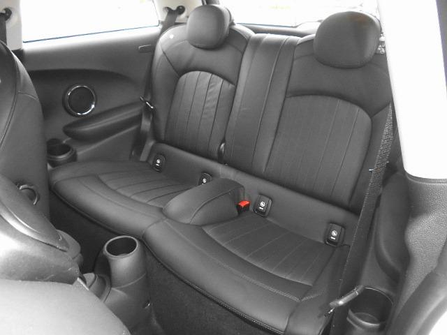 MINI クーパーSD ユアーズパッケージ 専用内装・レザーステア・黒革シート アロイ18アルミ インテリジェントセイフティ ナビ Bモニター ETC2.0 カメラベースクルコン PDC DSC Pアシスト シートヒーター(14枚目)