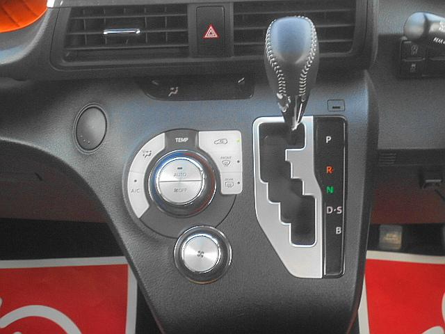 シエンタ ファンベースＧ　パールツートン　純ＳＤナビ　フルセグ　全方位カメラ　セーフティセンス　両側パワースライドドア　前後ドラレコ　スマートキー　プッシュスタート　アイドリングストップ　純１５アルミ（11枚目）