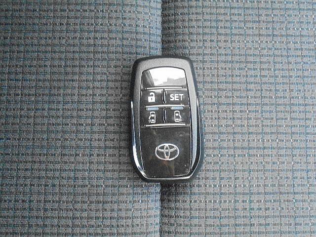 シエンタ ファンベースＧ　パールツートン　純ＳＤナビ　フルセグ　全方位カメラ　セーフティセンス　両側パワースライドドア　前後ドラレコ　スマートキー　プッシュスタート　アイドリングストップ　純１５アルミ（29枚目）