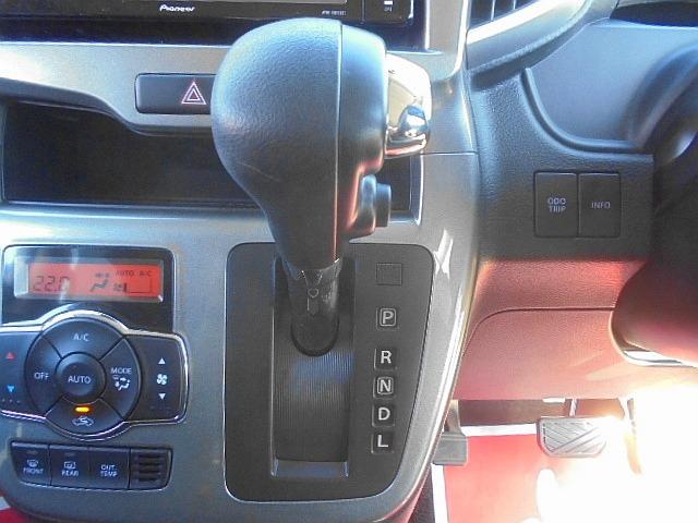 ソリオ ハイブリッドＭＸ　デュアルカメラブレーキ　車線逸脱　スズキセーフティサポート　全方位モニター　左パワスラ　ＥＳＰ　リアＰセンサー　アダプティブクルコン　Ｄ席シートヒーター　ＤＯＰナビＡＶＩＣ－ＲＷＳ９０１　ＴＶ　ＥＴＣ（11枚目）