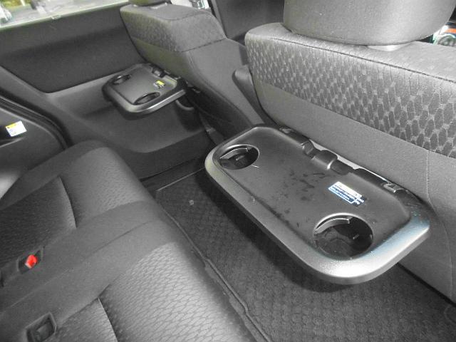 デリカＤ：２ カスタムハイブリッドＭＶ　ユーザー買取車　ワンオーナー　純ナビ（ＡＶＮ１３３ＭＷＶ）ワンセグ　ＴＲＣ　車線逸脱警報　衝突軽減ブレーキ　両側パワースライドドア　Ｄ席シートヒーター　クルーズコントロール　ＬＥＤヘッド　Ｆフォグ（24枚目）