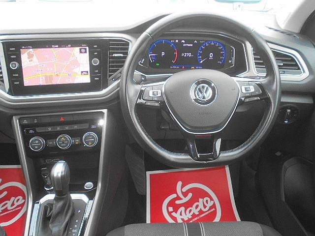 Ｔ－ロック ＴＤＩ　スタイルデザインパッケージ　エマージェンシーブレーキ　プリクラッシュ　レーンキープアシスト　ブラインドスポットディテクション　歩行者検知　ＡＣＣ　パークディスタンス　Ｐアシスト　ＥＳＣ　ＬＥＤヘッド　Ｐバックドア　純ナビＢモニタ（16枚目）