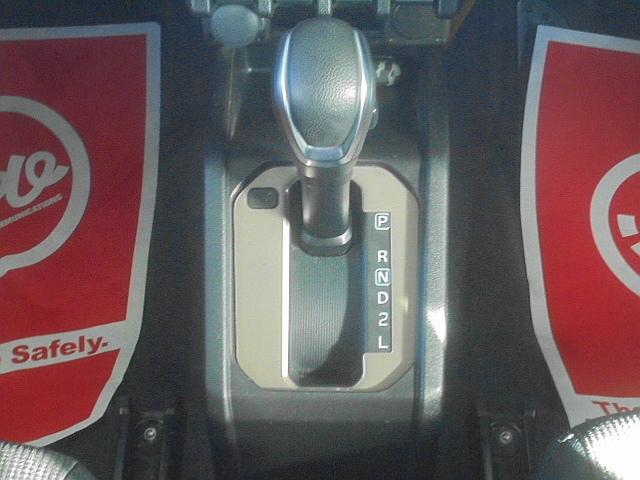 ジムニーシエラ JC ワンオーナー DOP8インチナビ フルセグ バックモニター レーダーセーフティ クルコン LDA VSC オートエアコン 前後ドラレコ シートヒーター スマートキー プッシュスタート マッドガード(11枚目)