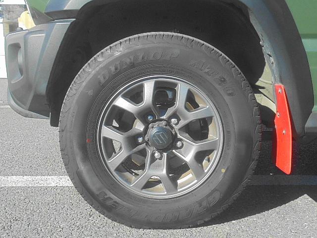 ジムニーシエラ JC ワンオーナー DOP8インチナビ フルセグ バックモニター レーダーセーフティ クルコン LDA VSC オートエアコン 前後ドラレコ シートヒーター スマートキー プッシュスタート マッドガード(19枚目)