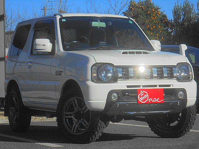 ジムニー ランドベンチャー　イクリプスナビ　フルセグ　マッドガード　パートタイム４ＷＤ　黒半革シート　Ｄ席シートヒーター　キーレス　フォグ　ミラーヒーター　純１６アルミ　Ｍ＋Ｓタイヤ　フロアマット　ドアバイザー（6枚目）