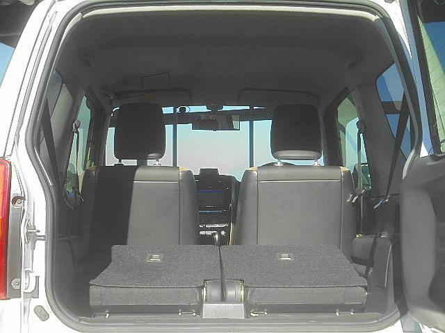 ジムニー ランドベンチャー　イクリプスナビ　フルセグ　マッドガード　パートタイム４ＷＤ　黒半革シート　Ｄ席シートヒーター　キーレス　フォグ　ミラーヒーター　純１６アルミ　Ｍ＋Ｓタイヤ　フロアマット　ドアバイザー（12枚目）