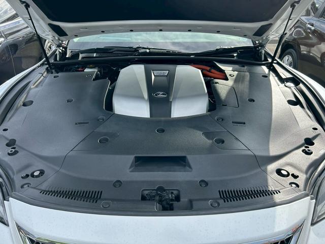 ＬＳ ＬＳ５００ｈ　エグゼクティブ　クリアランスソナー　オートクルーズコントロール　衝突被害軽減システム　アルミホイール　ＬＥＤヘッドランプ　サンルーフ　ＣＶＴ　スマートキー　盗難防止システム　パワーシート　革シート　オットマン（72枚目）