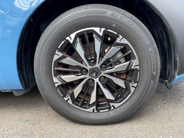 シエンタ Z ドライブレコーダー バックカメラ ナビ オートクルーズコントロール レーンアシスト 衝突被害軽減システム 両側電動スライドドア LEDヘッドランプ スマートキー CVT アルミホイール USB 記録簿(8枚目)