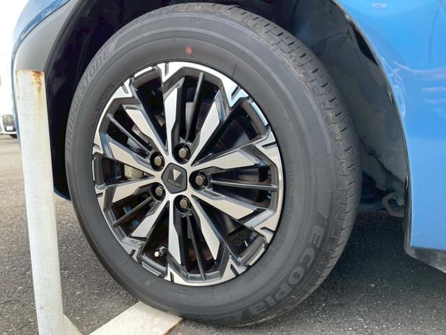 シエンタ Z ドライブレコーダー バックカメラ ナビ オートクルーズコントロール レーンアシスト 衝突被害軽減システム 両側電動スライドドア LEDヘッドランプ スマートキー CVT アルミホイール USB 記録簿(12枚目)