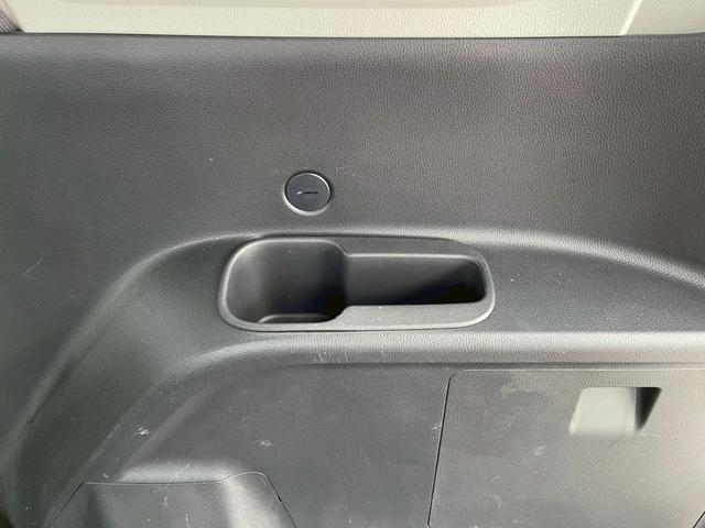 シエンタ Z ドライブレコーダー バックカメラ ナビ オートクルーズコントロール レーンアシスト 衝突被害軽減システム 両側電動スライドドア LEDヘッドランプ スマートキー CVT アルミホイール USB 記録簿(20枚目)