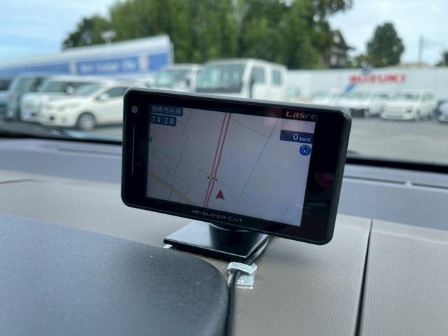 シエンタ Z ドライブレコーダー バックカメラ ナビ オートクルーズコントロール レーンアシスト 衝突被害軽減システム 両側電動スライドドア LEDヘッドランプ スマートキー CVT アルミホイール USB 記録簿(49枚目)