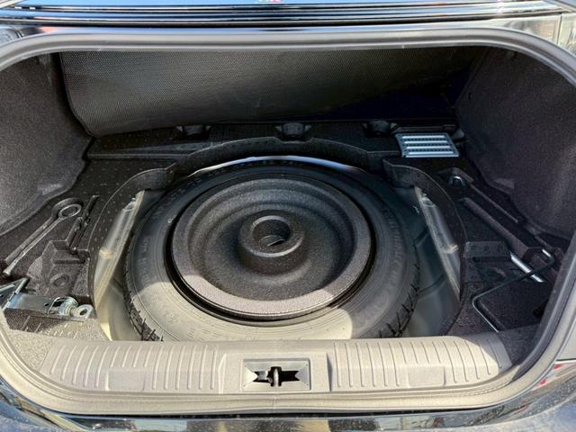 ＧＲ８６ ＲＺ　ドライブレコーダー　バックカメラ　ＴＶ　オートクルーズコントロール　ＭＴ　オートライト　ＬＥＤヘッドランプ　スマートキー　電動格納ミラー　シートヒーター　アルミホイール　盗難防止システム（19枚目）
