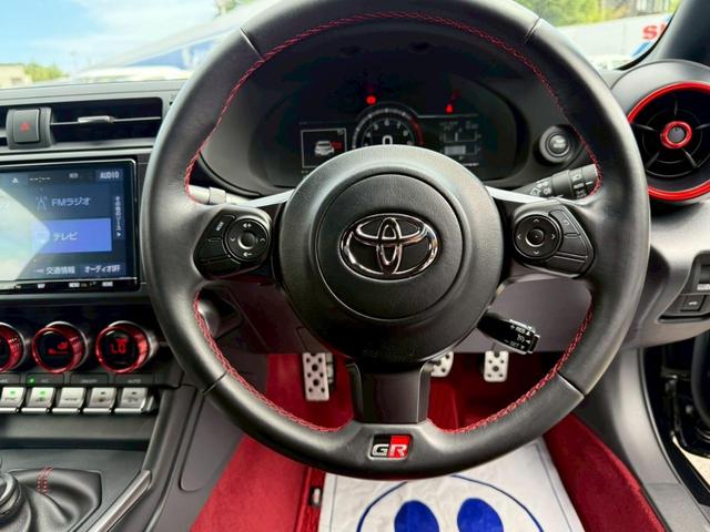 ＧＲ８６ ＲＺ　ドライブレコーダー　バックカメラ　ＴＶ　オートクルーズコントロール　ＭＴ　オートライト　ＬＥＤヘッドランプ　スマートキー　電動格納ミラー　シートヒーター　アルミホイール　盗難防止システム（27枚目）