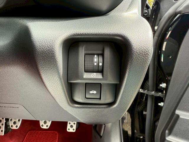 ＧＲ８６ ＲＺ　ドライブレコーダー　バックカメラ　ＴＶ　オートクルーズコントロール　ＭＴ　オートライト　ＬＥＤヘッドランプ　スマートキー　電動格納ミラー　シートヒーター　アルミホイール　盗難防止システム（31枚目）