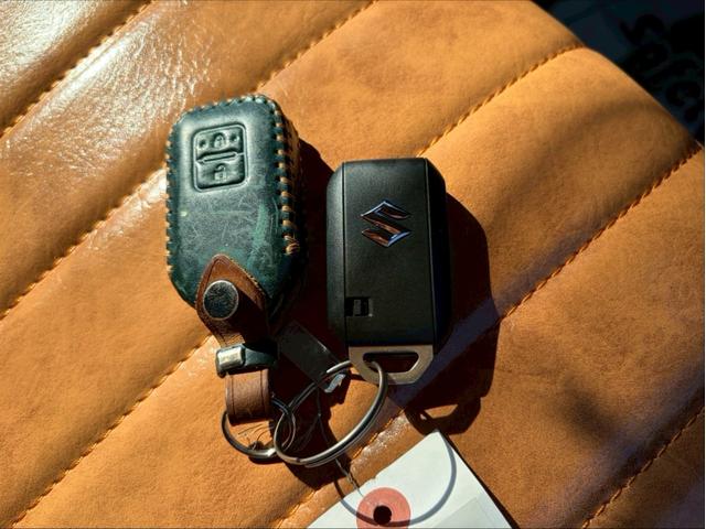 ジムニー ＸＬ　４ＷＤ　ドライブレコーダー　衝突被害軽減システム　オートライト　スマートキー　アイドリングストップ　ＭＴ　盗難防止システム　ＡＢＳ　ＥＳＣ　衝突安全ボディ　エアコン　パワーウィンドウ　運転席エアバッグ（58枚目）