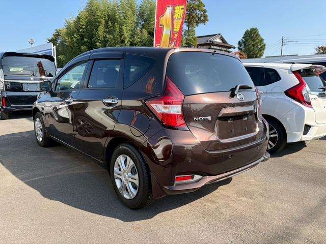 ノート X 全周囲カメラ ナビ TV レーンアシスト 衝突被害軽減システム スマートキー CVT 盗難防止システム 衝突安全ボディ ABS ESC エアコン パワーステアリング パワーウィンドウ(7枚目)