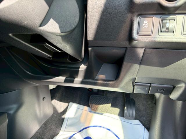 ノート X 全周囲カメラ ナビ TV レーンアシスト 衝突被害軽減システム スマートキー CVT 盗難防止システム 衝突安全ボディ ABS ESC エアコン パワーステアリング パワーウィンドウ(38枚目)