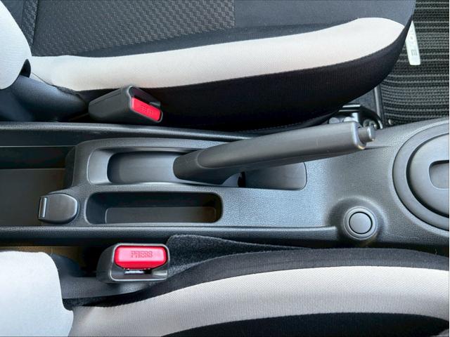 ノート X 全周囲カメラ ナビ TV レーンアシスト 衝突被害軽減システム スマートキー CVT 盗難防止システム 衝突安全ボディ ABS ESC エアコン パワーステアリング パワーウィンドウ(47枚目)