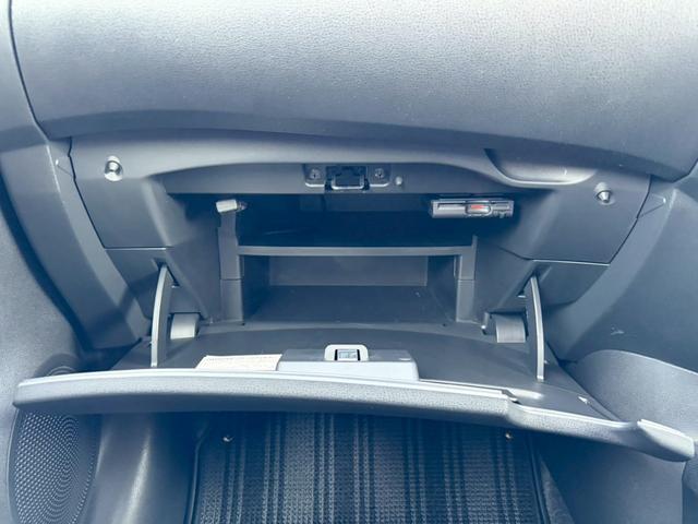 ノート X 全周囲カメラ ナビ TV レーンアシスト 衝突被害軽減システム スマートキー CVT 盗難防止システム 衝突安全ボディ ABS ESC エアコン パワーステアリング パワーウィンドウ(51枚目)