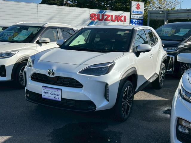 ヤリスクロス ハイブリッドZ 全周囲カメラ クリアランスソナー オートクルーズコントロール レーンアシスト パワーシート 衝突被害軽減システム ナビ TV オートマチックハイビーム オートライト LEDヘッドランプ 電動リアゲート(2枚目)