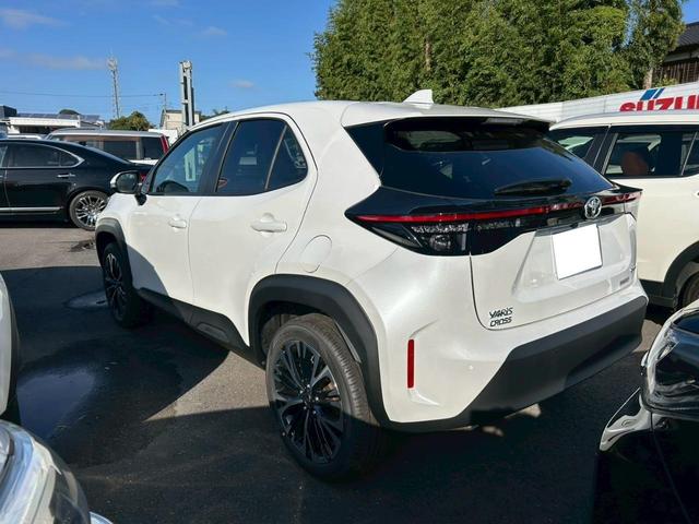 ヤリスクロス ハイブリッドZ 全周囲カメラ クリアランスソナー オートクルーズコントロール レーンアシスト パワーシート 衝突被害軽減システム ナビ TV オートマチックハイビーム オートライト LEDヘッドランプ 電動リアゲート(7枚目)