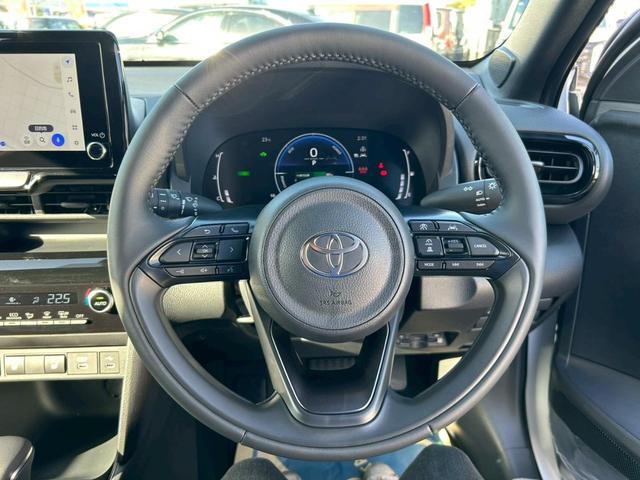 ヤリスクロス ハイブリッドZ 全周囲カメラ クリアランスソナー オートクルーズコントロール レーンアシスト パワーシート 衝突被害軽減システム ナビ TV オートマチックハイビーム オートライト LEDヘッドランプ 電動リアゲート(43枚目)