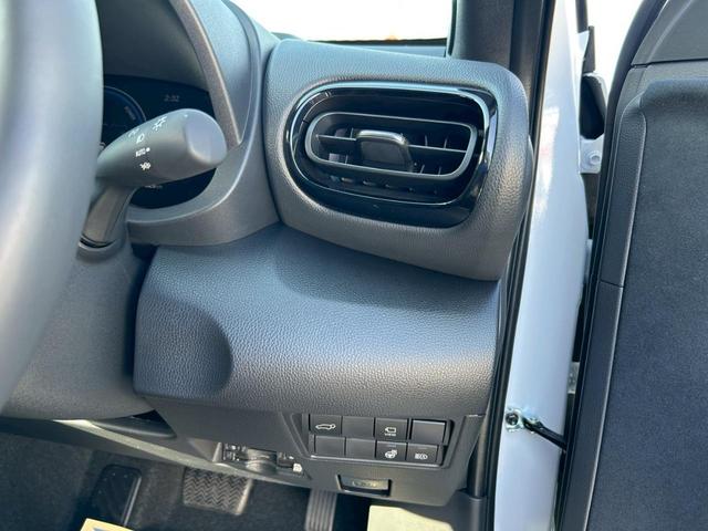 ヤリスクロス ハイブリッドZ 全周囲カメラ クリアランスソナー オートクルーズコントロール レーンアシスト パワーシート 衝突被害軽減システム ナビ TV オートマチックハイビーム オートライト LEDヘッドランプ 電動リアゲート(49枚目)