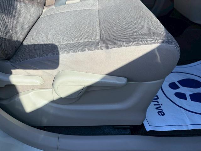 タント Ｘ　電動スライドドア　スマートキー　ベンチシート　ＣＶＴ　盗難防止システム　ＡＢＳ　衝突安全ボディ　エアコン　パワーステアリング（33枚目）