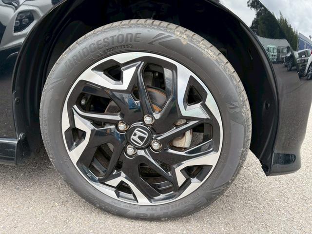 Ｎ－ＢＯＸカスタム Ｇ・Ｌターボホンダセンシング　ドライブレコーダー　ＥＴＣ　バックカメラ　両側電動スライドドア　ナビ　ＴＶ　クリアランスソナー　アダプティブクルーズコントロール　レーンアシスト　衝突被害軽減システム　オートライト　ＬＥＤヘッドランプ（8枚目）